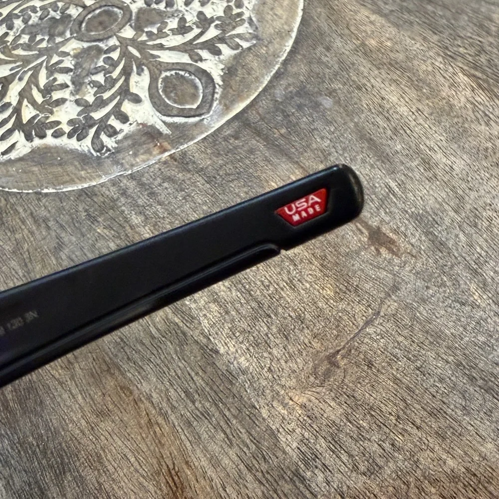 Oakley OO9096 Fuel Cell Sunglasses EUC - Picture 7 of 13